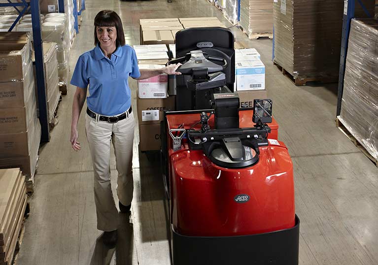 Raymond 8510 Center Rider Pallet Truck